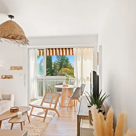 T2 Paisible Apartman Carqueiranne