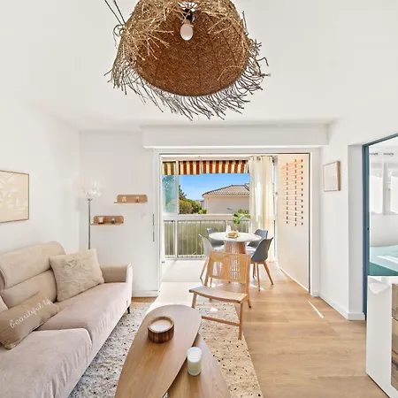 T2 Paisible Apartman Carqueiranne